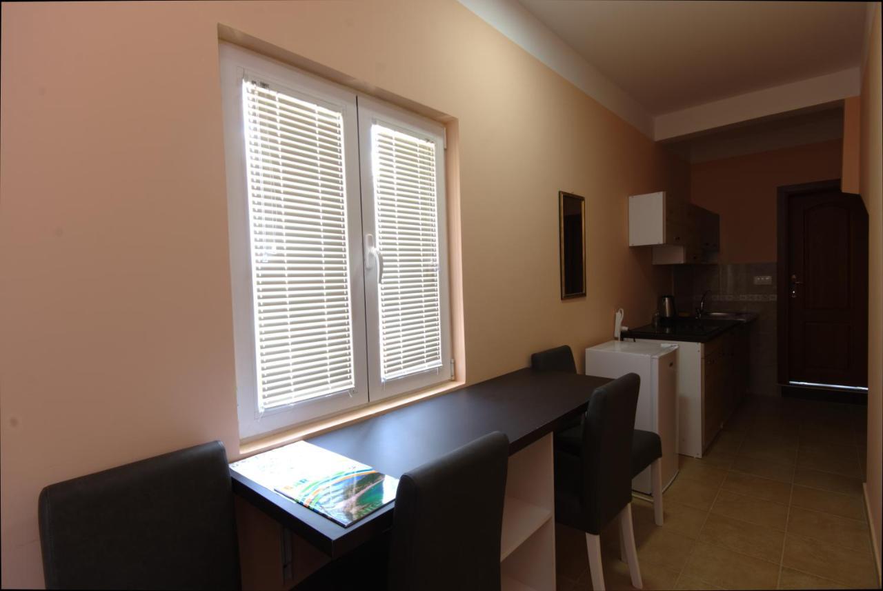 Apartments Astel Бар Екстер'єр фото